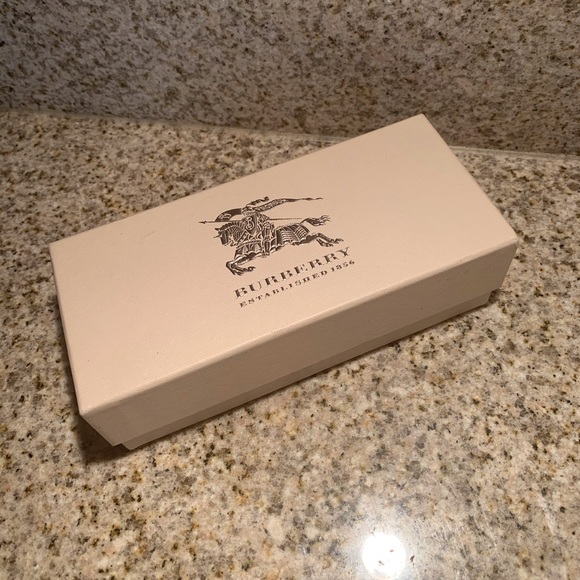 🤓💎NEW BURBERRY FRAMES🤓W/ ORIGINAL CASE/BOX💎🤓 - Picture 15 of 16